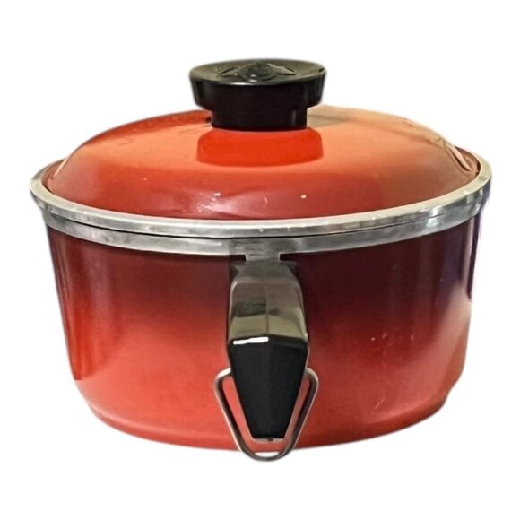 Club Cast Aluminum Sauce Pot 1.5 QT Red Burnt Orange 6.75" Diameter w/Domed Lid - Picture 4 of 9